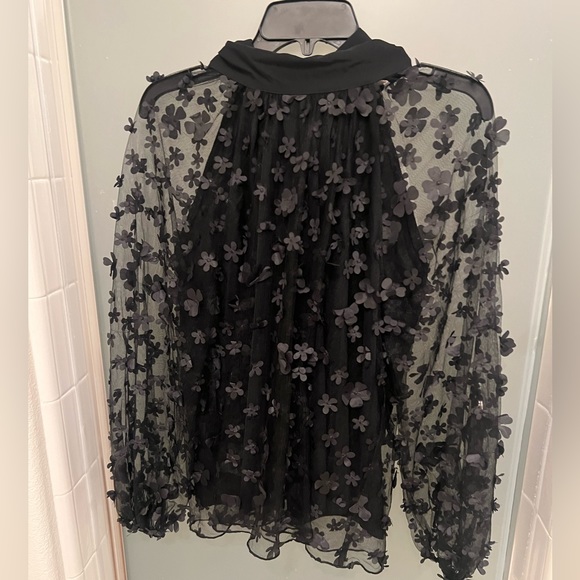 NEW black daisy floral appliqué organza bow blouse - Picture 6 of 6